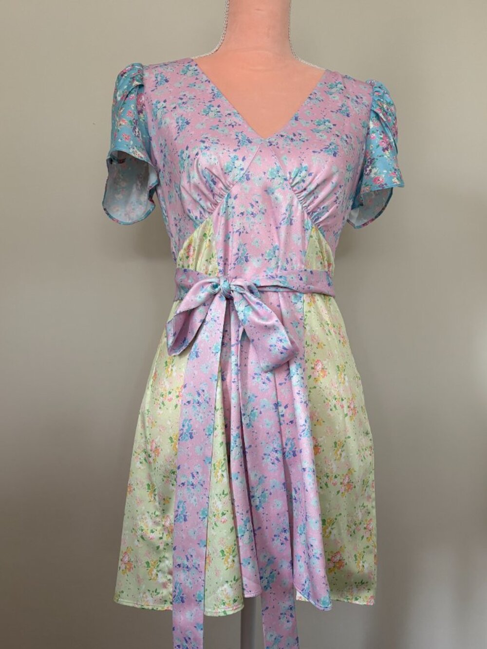 LoveShackFancy Mommy & Me Matching Floral Dresses Women Size 4 Girls 12Y - Picture 2 of 10